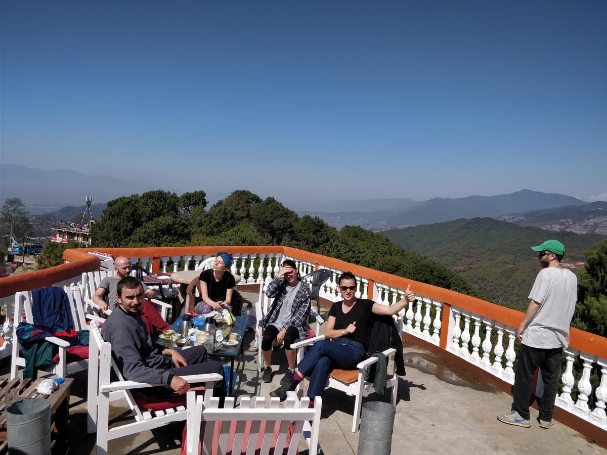 Langtang View Nagarkot Bed And Breakfast מראה חיצוני תמונה